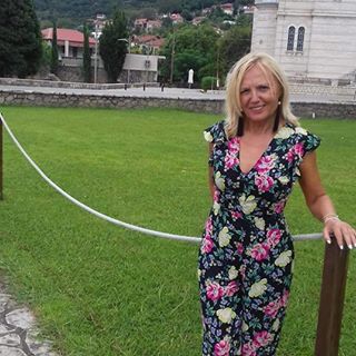 Profile Picture of Elen Demos (@elen.demos) on Facebook