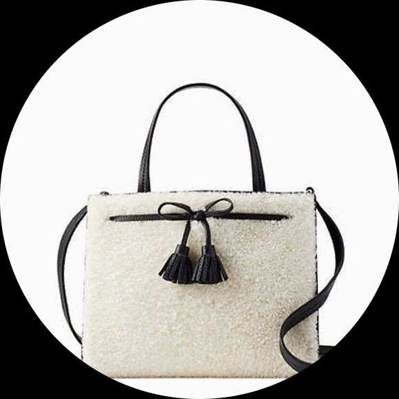 Dziner Bag - Poshmark Profile Picture of Dziner Bag (@dzinerbag) on Poshmark