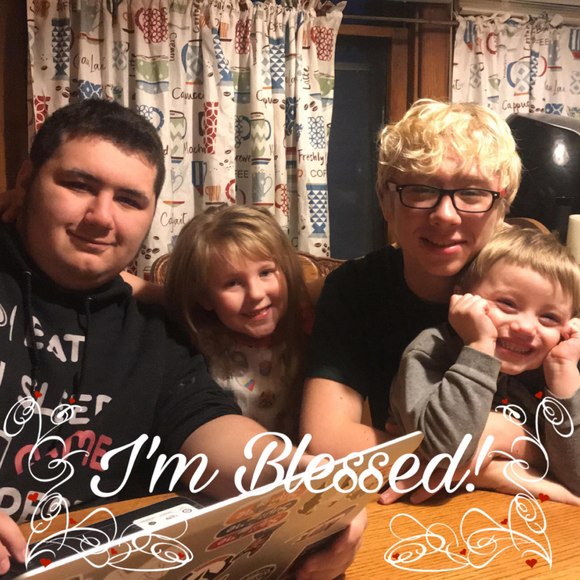 Profile Picture of Donna Acker (@waz0069187) on Poshmark