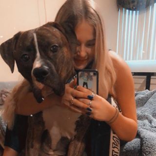 Profile Picture of Lily Hand (@lily.hand.75) on Facebook