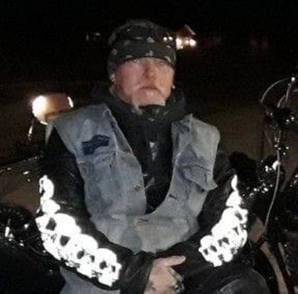 Profile Picture of Dustin Weber (@dustinweber532) on Poshmark