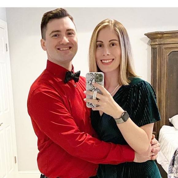 Profile Picture of Rachel Russin (@rachelrussin) on Poshmark