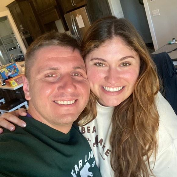 Profile Picture of Danielle Collier (@mariecollierdan) on Poshmark