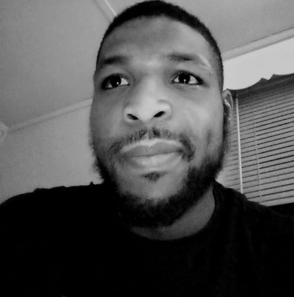 Profile Picture of Jerry Gilbert (@jerrygilbert70) on Poshmark