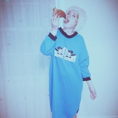 Profile Picture of Monique Mackenzie (@moefo) on Twitter