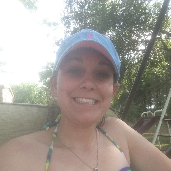 Profile Picture of Jordanna Reardon (@janthony4) on Poshmark