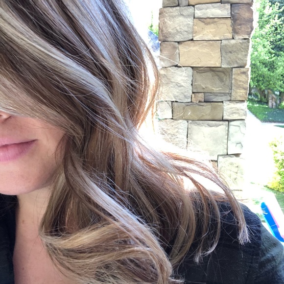 Profile Picture of Taylor Hanks (@t_hanks) on Poshmark