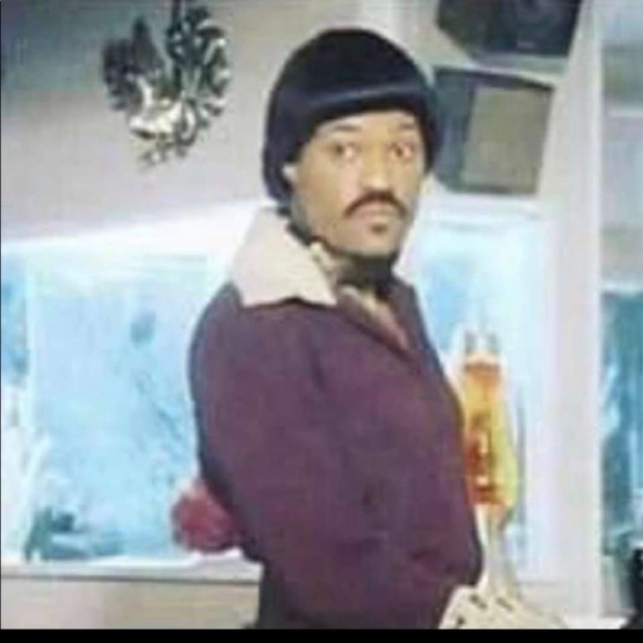 Profile Picture of Adrian Gardner (@tankfn) on Poshmark