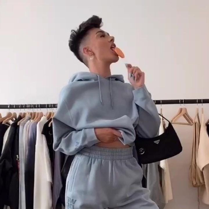 Profile Picture of 𝗝𝗮𝗺𝗲𝘀 𝗶𝘀 𝗯æ (@@jamespicnic) on Tiktok