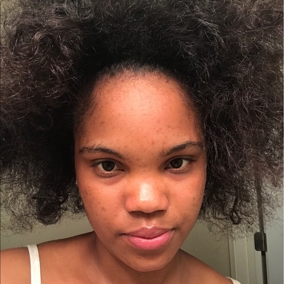 Profile Picture of Aminata Kiatamba (@aminatalov) on Poshmark