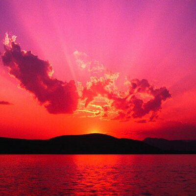Profile Picture of Jennifer Crabtree (@JenniferCrabtr1) on Twitter