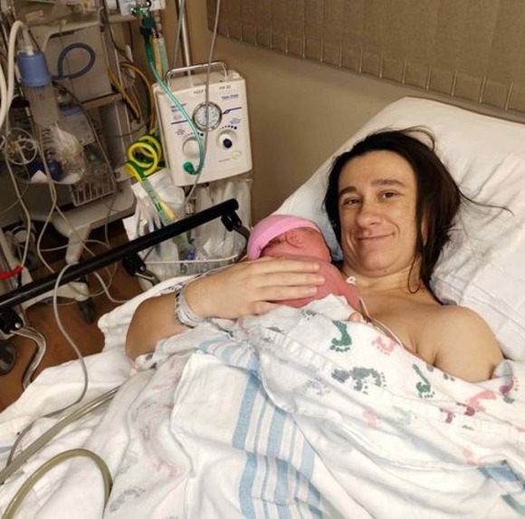 Profile Picture of Marina Zukor (@marinaz1995) on Poshmark