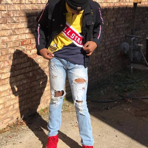 Chris Gooden - Poshmark Profile Picture of Chris Gooden (@chris_gooden) on Poshmark