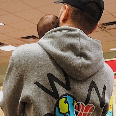 Profile Picture of E LI JAH (@eli4tw) on Twitter