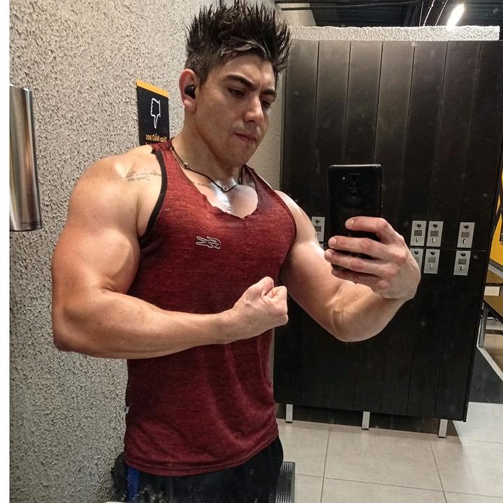 Profile Picture of Johnny Petrangelo (@johnnypetrangelo) on Tiktok