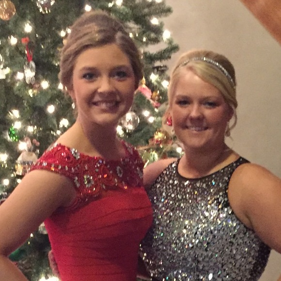 Leah Hammelman - Poshmark Profile Picture of Leah Hammelman (@leahlou53) on Poshmark