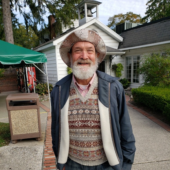 Profile Picture of Bill Bates (@bill53bates) on Poshmark