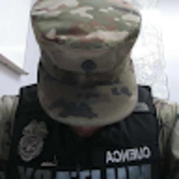 Profile Picture of Luis Cuenca (@luiscuenca997) on Poshmark