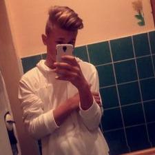 Profile Picture of Justin Kwiatkowski (@Justin1Bieber8) on Twitter