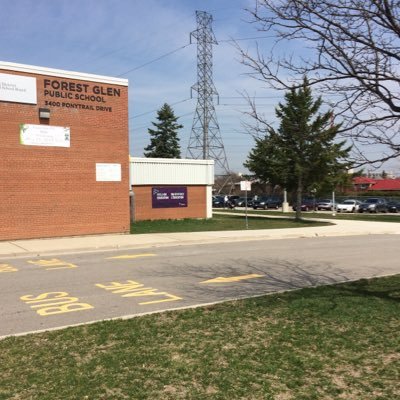 Profile Picture of Forest Glen Gators (@@ForestGlenGator) on Twitter