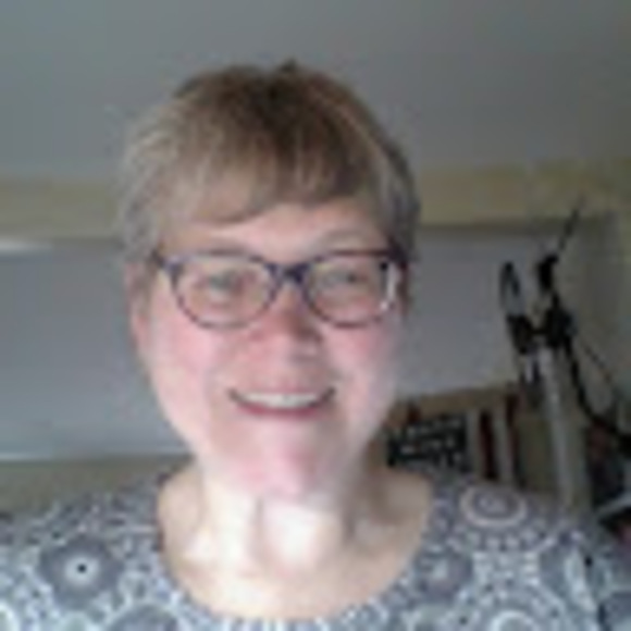 Profile Picture of Dona Carhart (@donacarhart) on Poshmark