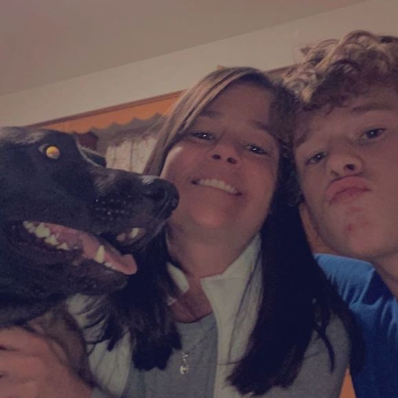 Profile Picture of Paula Drushel (@aunt77) on Poshmark