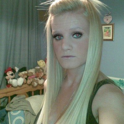 Profile Picture of Karen McGlynn (@karenmcglymn) on Twitter