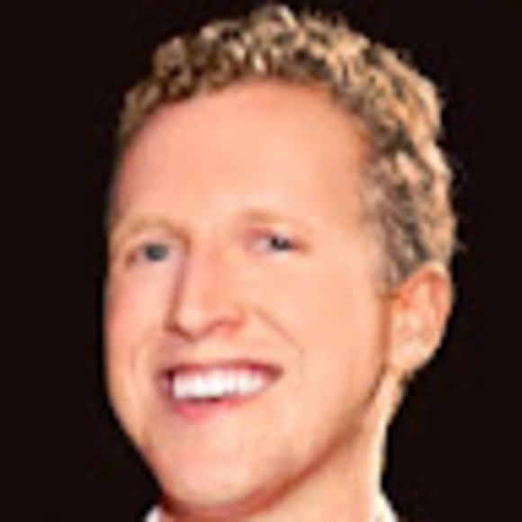 Profile Picture of Chris Butsch (@chb707) on Poshmark