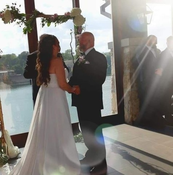 Profile Picture of Beth Watson (@bethwatson316) on Poshmark