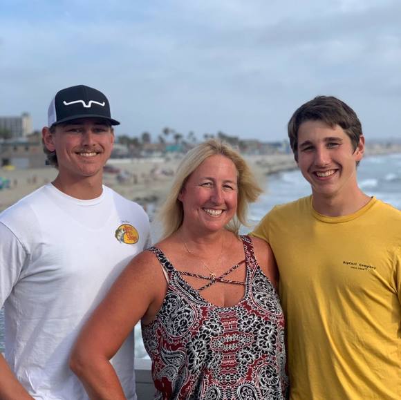 Profile Picture of Vicky Fox-vaughn (@wezer) on Poshmark