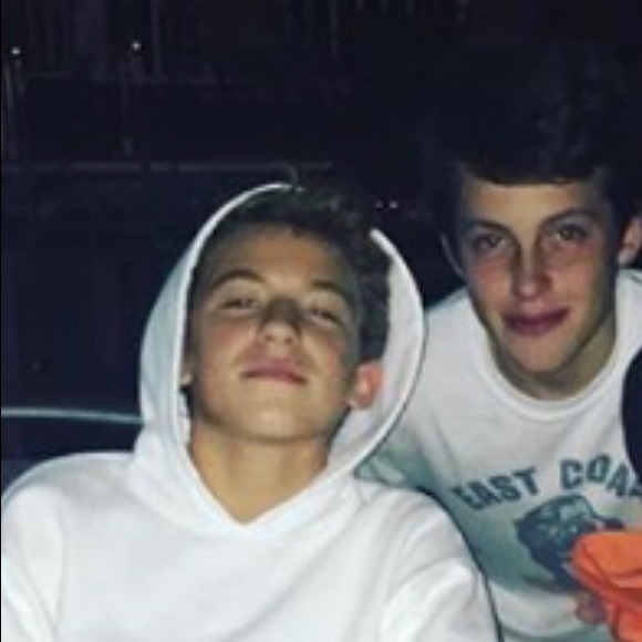 Profile Picture of Matt Lipski (@mlipski1337) on Poshmark