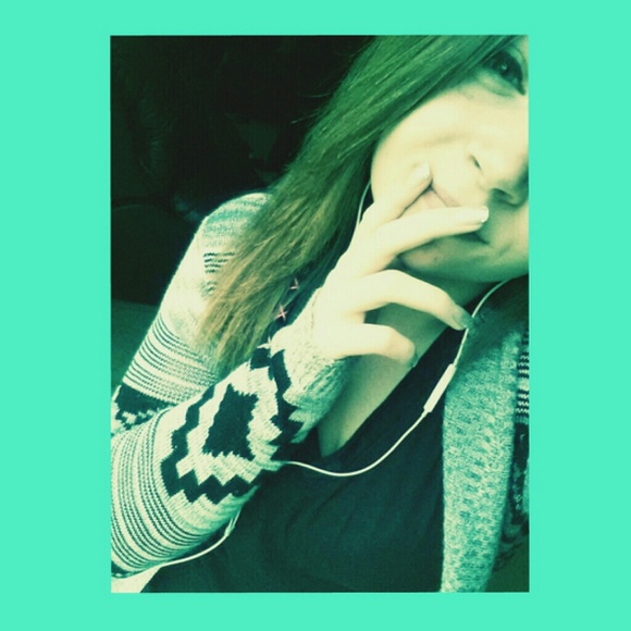 Profile Picture of Taliah Leake (@taliah_leake) on Poshmark
