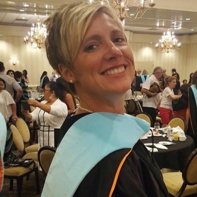 Profile Picture of Dr Rebecca Cook (@dsusdlead_acad) on Twitter