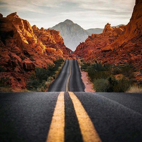 Profile Picture of Sarah Jeppesen (@sjeppesen36) on Poshmark