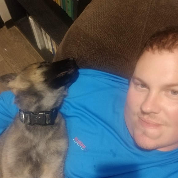 Profile Picture of Kevin Neal (@kneal0330) on Poshmark