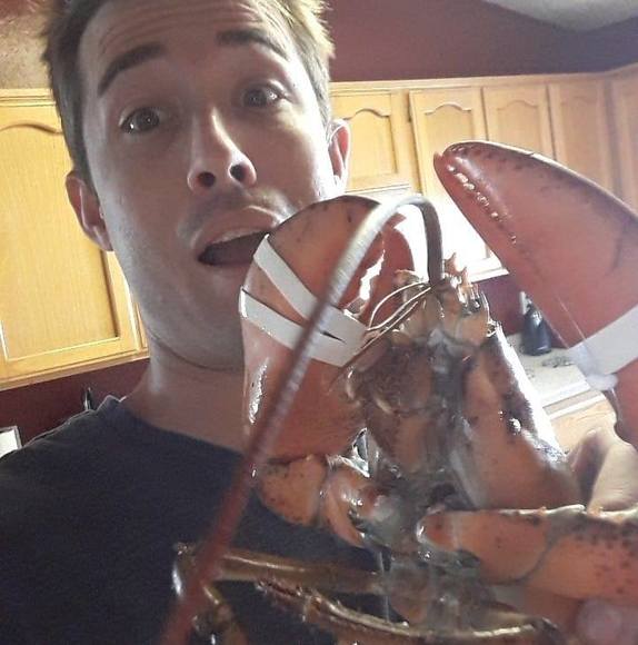 Profile Picture of Eric Holt (@erock4it) on Poshmark