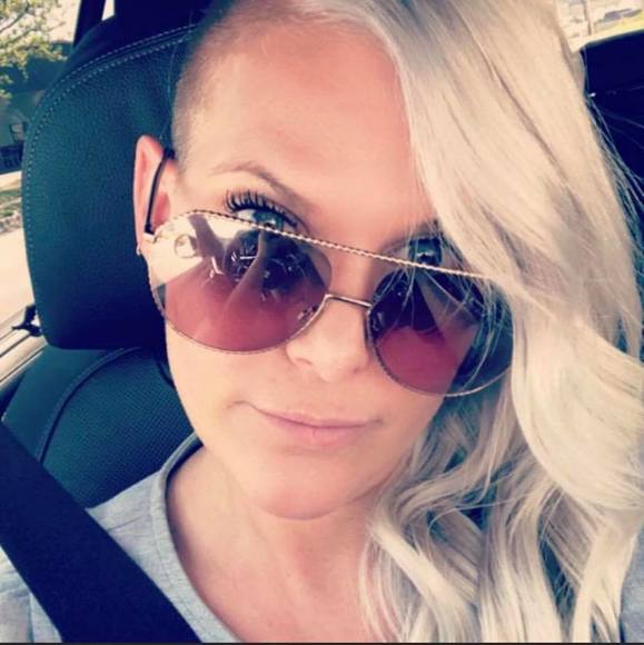 Profile Picture of Ada Martin (@martin0522) on Poshmark