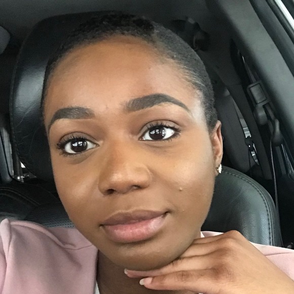 Profile Picture of Mercy Akindele (@mercy1069) on Poshmark