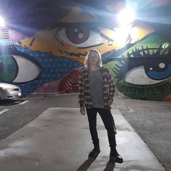 Profile Picture of Sean Masters (@morphocelionate) on Poshmark