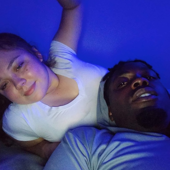 Profile Picture of Hanna Wilson (@hannawilson01) on Poshmark