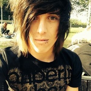 Profile Picture of David Rolla (@satanschildx666) on Twitter