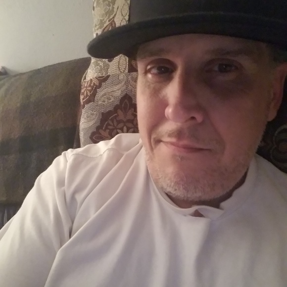 Profile Picture of Bradley Bartylla (@bradb7) on Poshmark