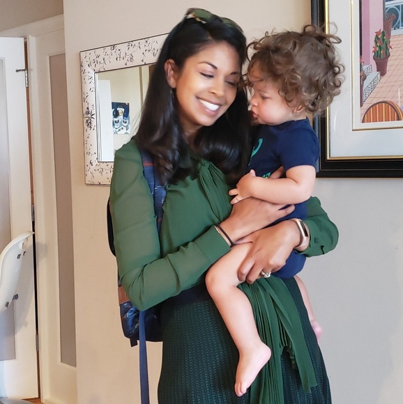 Profile Picture of Dana Laurens (@dlaurens) on Poshmark