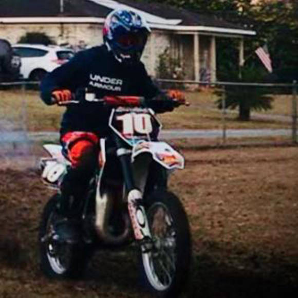 Profile Picture of Andria Nittinger (@andrianittinger) on Poshmark