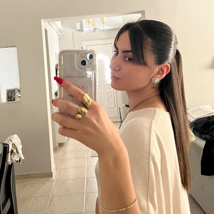 Profile Picture of Zoi kalaitzidii (@__kalaitzidii) on Tiktok