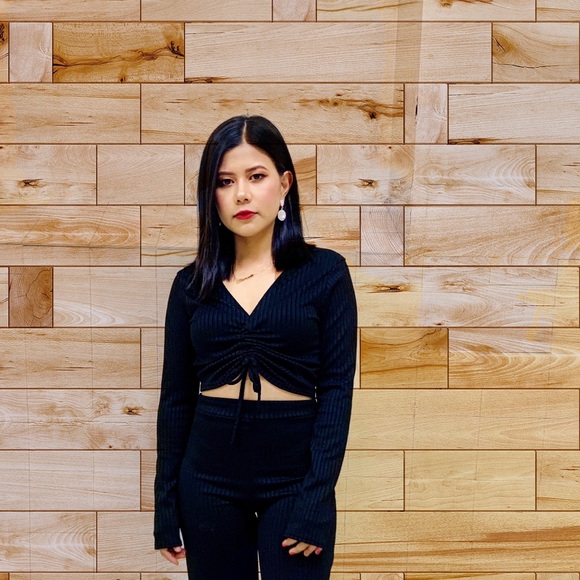 Profile Picture of Sijerine Bajracharya (@siju_b) on Poshmark