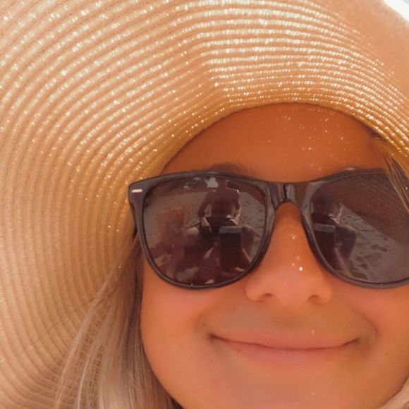 Profile Picture of Lily Jancik (@lilyjancik123) on Poshmark