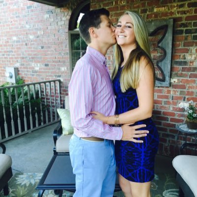 Profile Picture of Amanda Sherwin (@amanda_sherwin) on Twitter