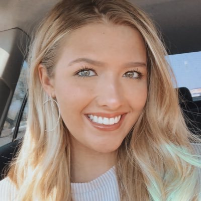 Profile Picture of Carol (@Carolinem_Wolfe) on Twitter