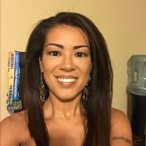 Profile Picture of Maria Genualdi (@mgenualdi) on Poshmark